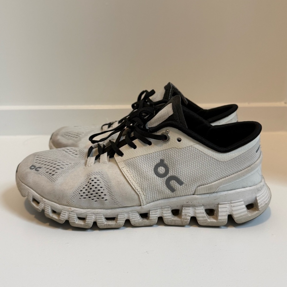On Cloud Cloudnova X White/Black Running Shoes Wo… - image 7
